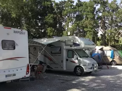 NEUER PRIVATBEREICH FÜR WOHNMOBILE IN CASTEL DE FERRO (GRANADA)