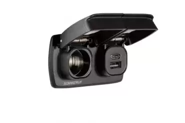 SCANSTRUT Dual-USB-A/USB-C- und 12-V-Steckdose mit Schutzhülle für Wohnwagen, Wohnmobile, Wohnmobile und Geländewagen.