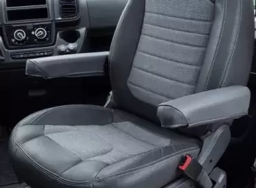 Armlehnenbezüge für Fiat Ducato ab 2006, Farbe Anthrazit, Wohnmobile und Camper.