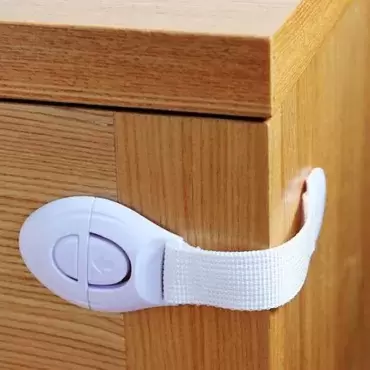 Multifunktionales Halteschloss für Schubladen und Möbel in Caravans, Reisemobilen und Campern.