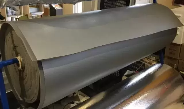 Oscurecedor y aislante termico GRIS por metros